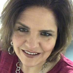 Meet your Posher, Lynda